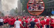 Te sceny przejdą do historii. Kibice szaleją przed meczem we Frankfurcie