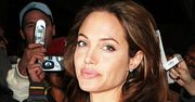 Angelina Jolie i diamentowy smoczek