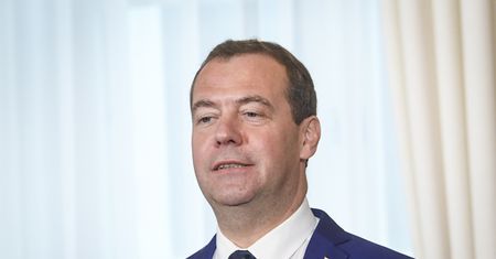 Rosjanie mają problem z uzbrojeniem? Miedwiediew jasno stawia sprawę