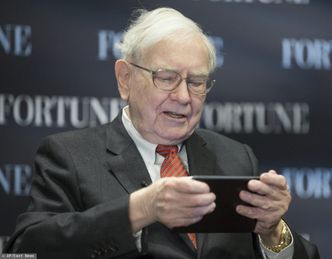 Warren Buffett kupuje udziały w kopalni złota. Uncja znowu po 2 tys. dolarów