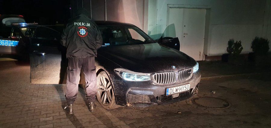 Gryfów Śląski. Ukradli BMW z dzieckiem w środku. Złodziei udało się złapać