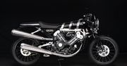 Brough Superior nabiera tempa we francuskich rękach