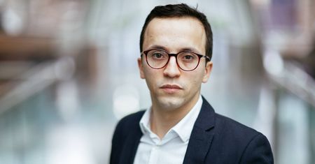 Pereira przeprasza marszałka. W kulisach "ugoda sądowa"