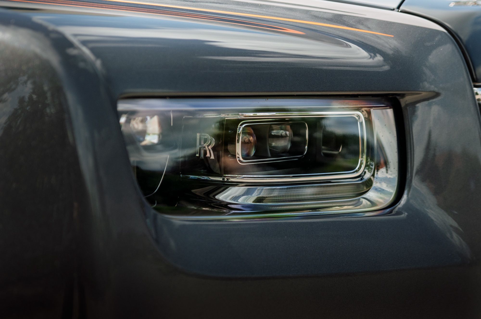 Rolls-Royce Phantom II (1935) i Rolls-Royce Phantom VIII (2025)