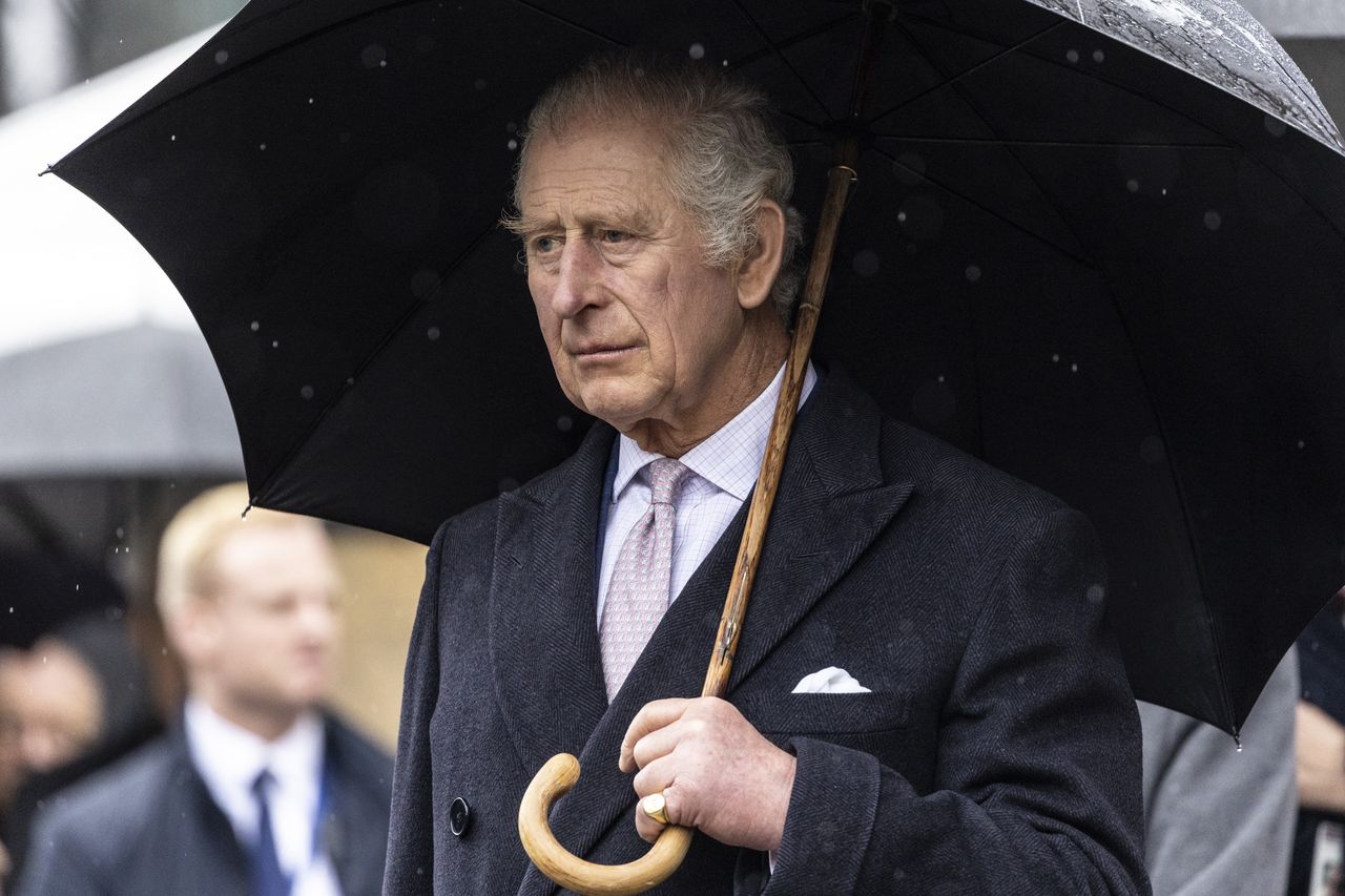 Unmasking King Charles III's 'sausage fingers': Doctor delves into the mystery behind the swelling