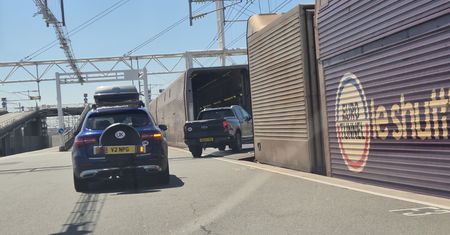 35 minut pod Kanałem La Manche. Le Shuttle robi wrażenie wydajnością