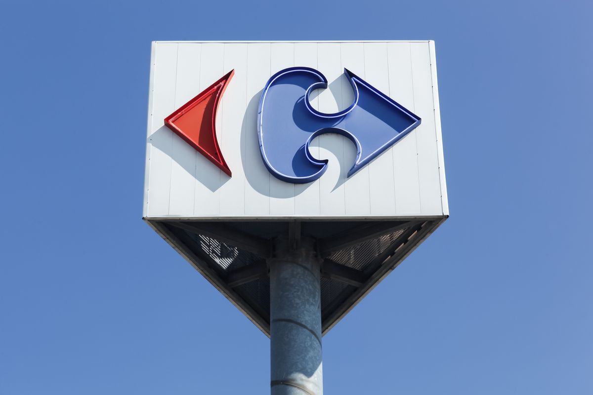 Carrefour zamyka sklepy w Polsce