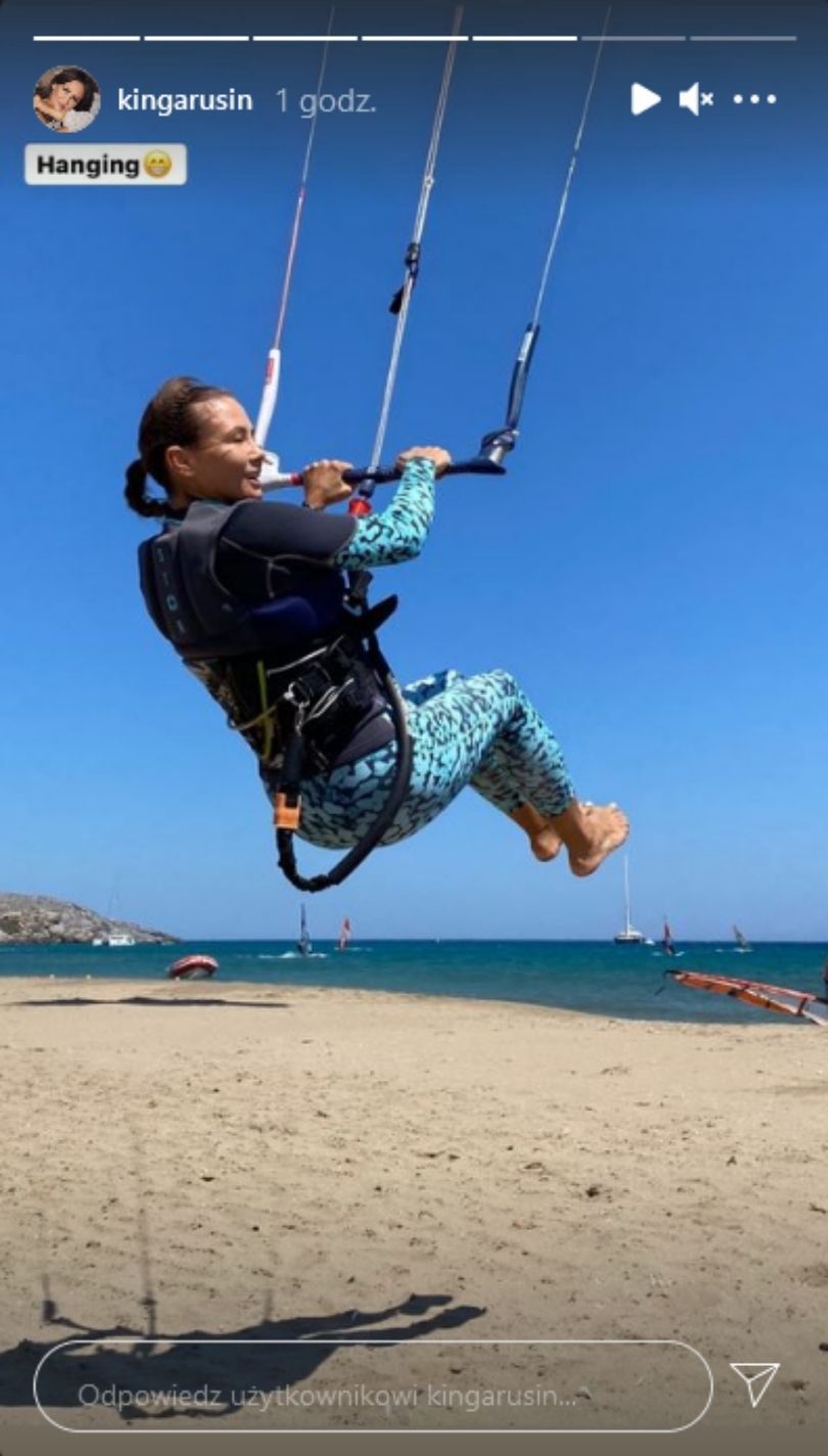 Kinga Rusin szaleje na desce