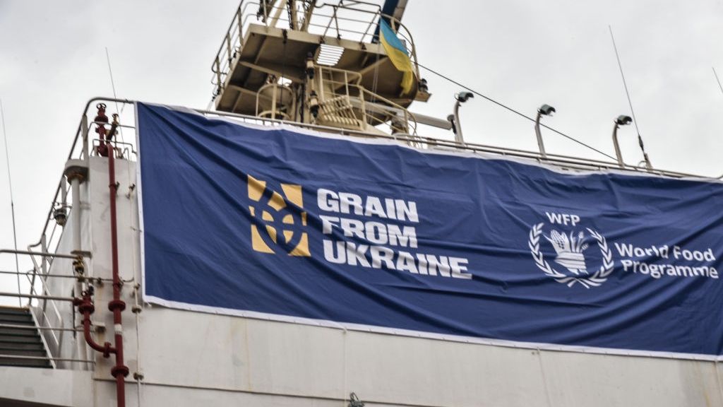 Więcej zboża będzie eksportowane drogą morską. Na zdjęciu załadunek w porcie w Odessie