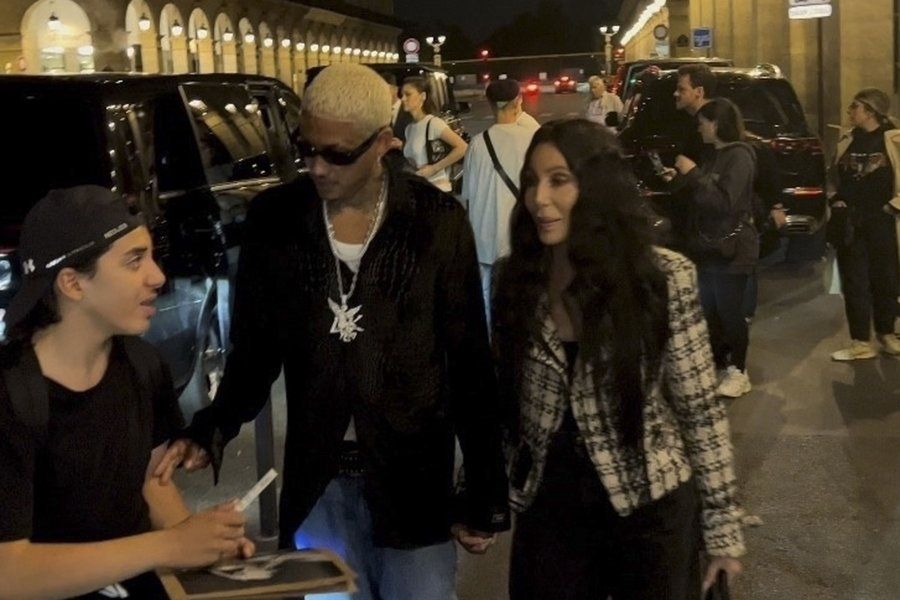 Cher i Alexander Edwards udali się na paryską randkę