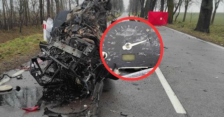 Kierowca toyoty nie żyje. Licznik pokazał 200 km/h - ekspert wyjaśnia