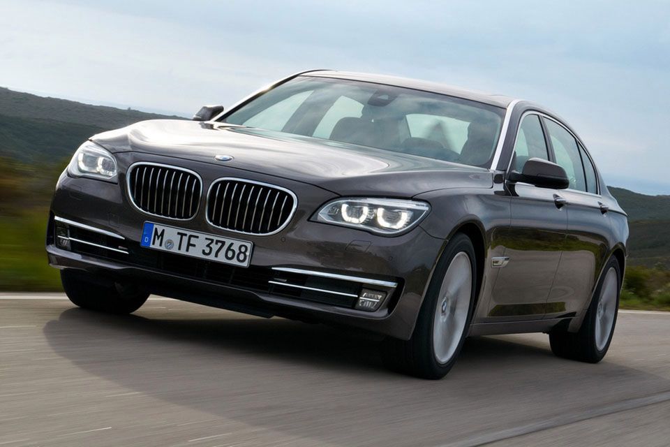 BMW serii 7 na rok 2013 - megagaleria niemieckiego okrętu flagowego 201