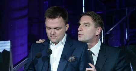 Lis: "PiS płaci hejterom za opluwanie mnie. WYMIOTUJĄ NA MNIE bez przerwy"