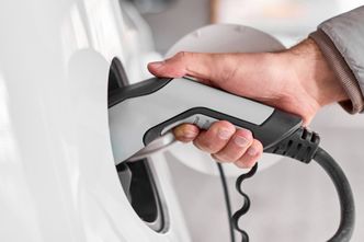 Milion elektryków za pięć lat? Eksperci od elektromobilności mówią jak jest