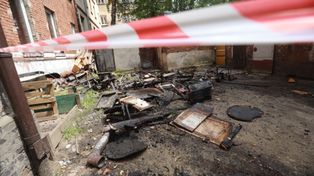 Pożar kamienicy w Zabrzu. „Najpierw poczuliśmy dym, potem było już biało” – zeznania mieszkańców przerażają. Próbują wrócić do normalności