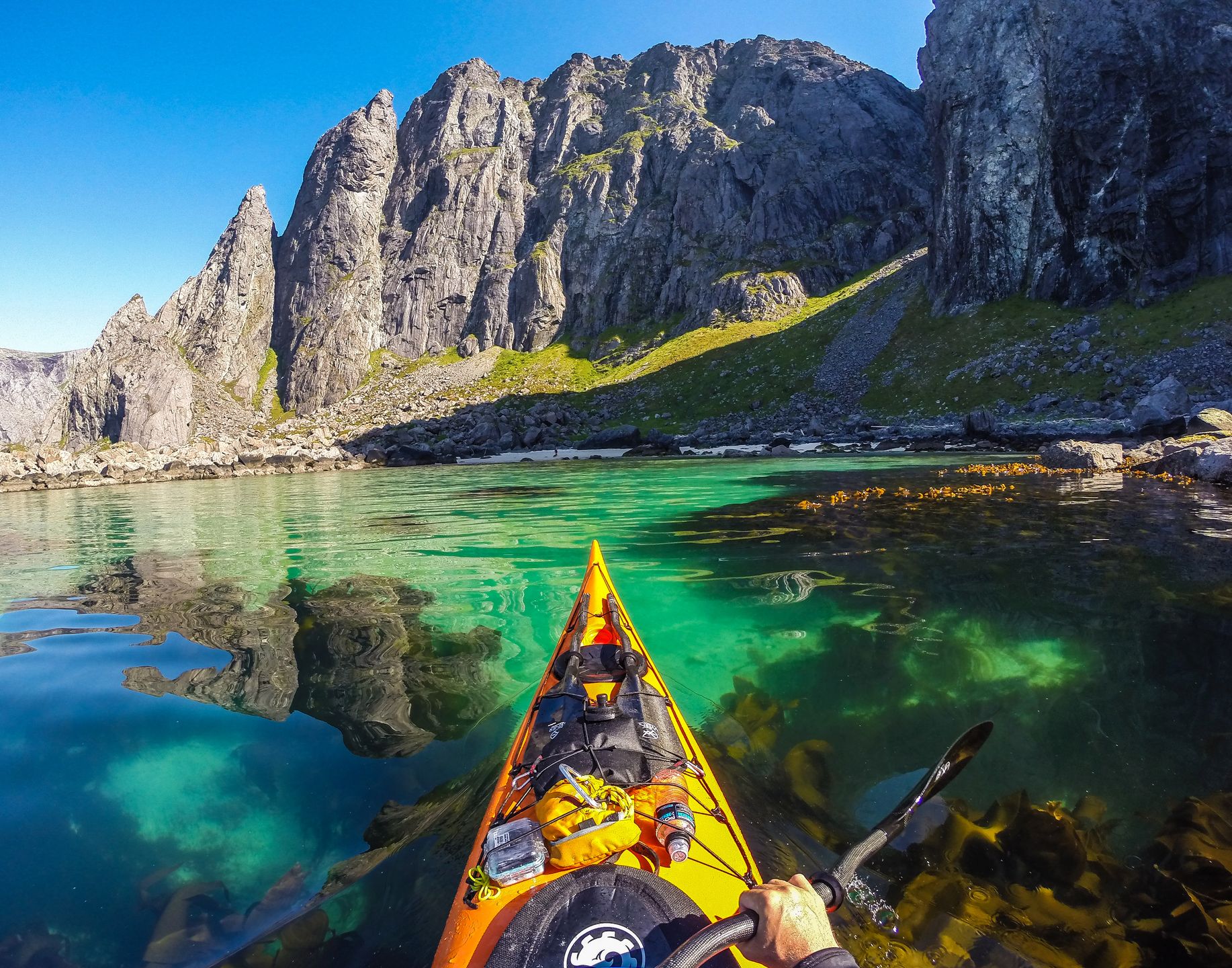 Niesamowite norweskie fiordy z perspektywy kajaka Tomasza Furmanka 13