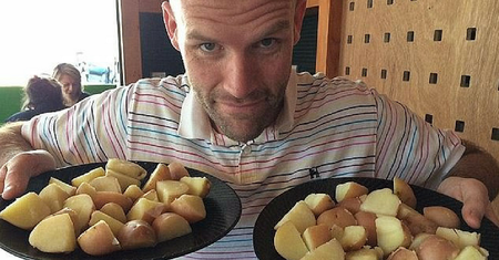 Dieta ziemniaczana kluczem do utraty wagi? Ten mężczyzna schudł 50 kg w rok