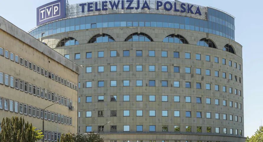 1,5 mln zł dla TVP na kampanie resortu cyfryzacji
