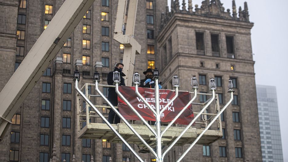 Warszawa. Zapalono pierwszą ze świec chanukowych