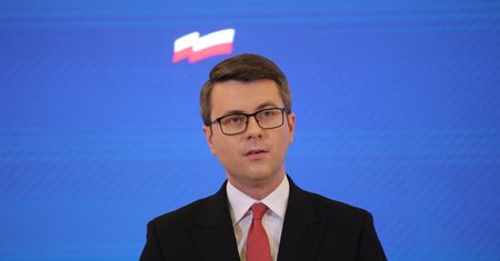 Mueller: żadna służba specjalna nie korzysta ze środków kontroli operacyjnej bez zgody sądu