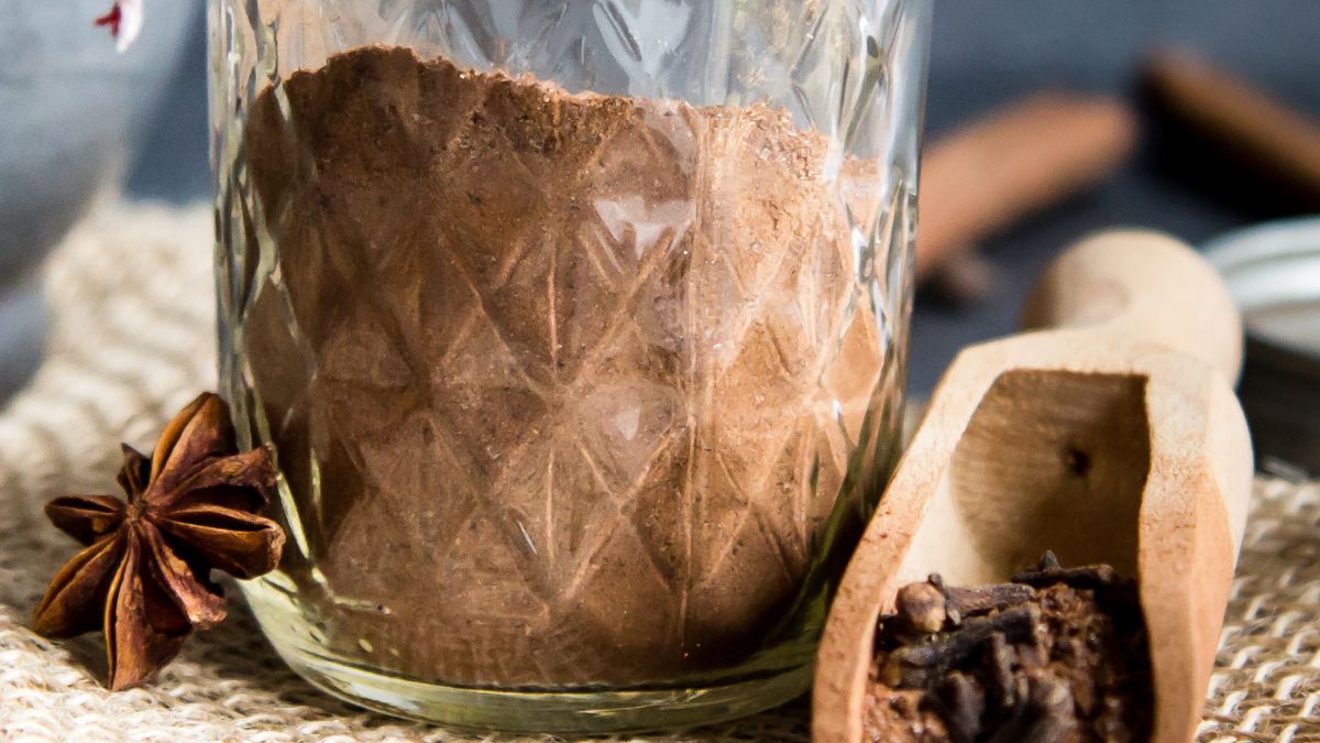 Domowa przyprawa do piernika jest dobra przez cały rok