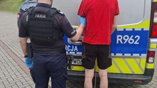 Wodzisław Śląski: Potrącił kobietę na oczach ludzi i po prostu odjechał. 20-latek zatrzymany przez policję