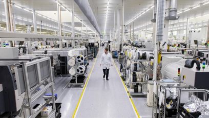 Zamkną dwa zakłady. Zwolnienia nie mają końca