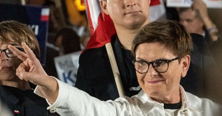 Bliscy Szydło w "klubie milionerów" dzięki Radzie Nadzorczej Banku Pekao