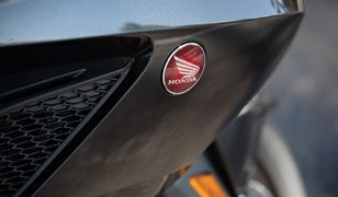 Honda przerywa sprzedaż motocykli w Rosji