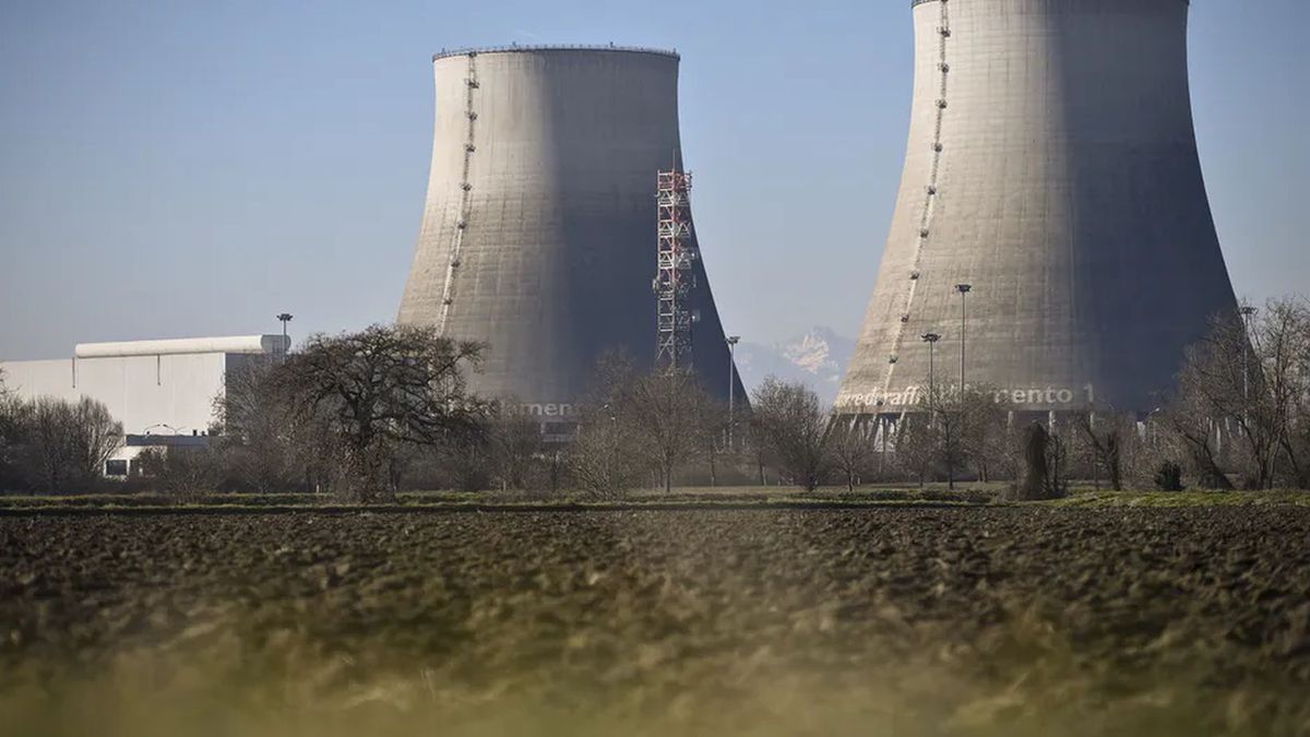 Elektrownia atomowa (zdjęcie ilustracyjne)