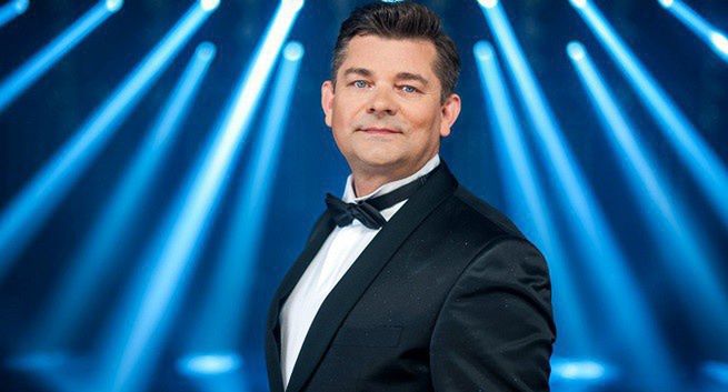 Benefis Zenona Martyniuka w TVP2 hitem Bożego Narodzenia. 280 tys. widzów więcej niż „Kevin sam w domu” w Polsacie