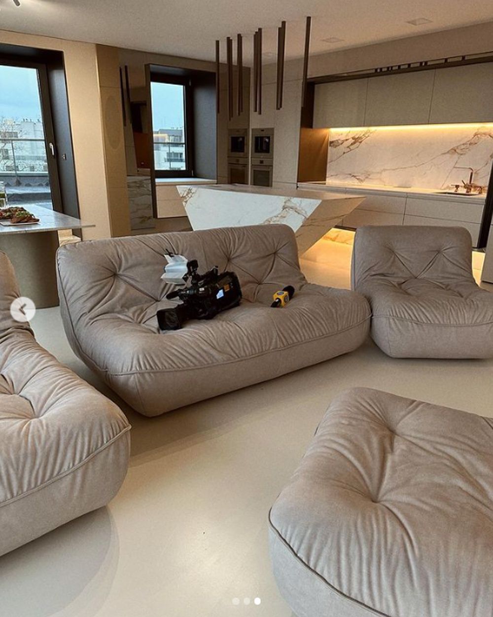 Tak mieszka Klaudii El Dursi 