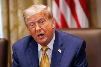 Trump broni swoich ceł. "USA rozkwitają"