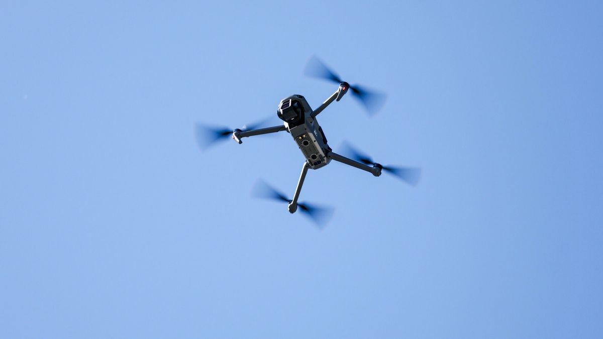 Biznesmen tworzy akademię dronową