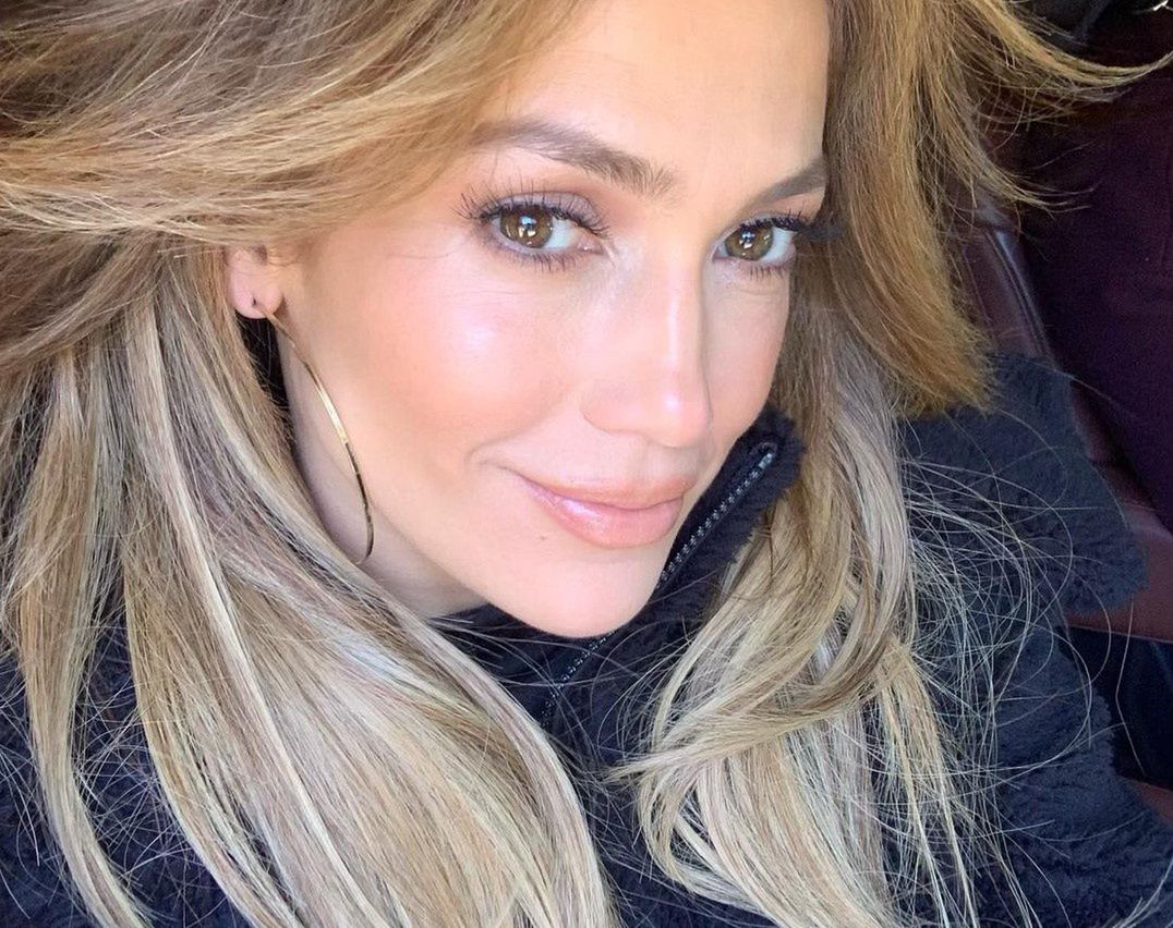 Jennifer Lopez przeszła metamorfozę. "Prawdziwa ikona"