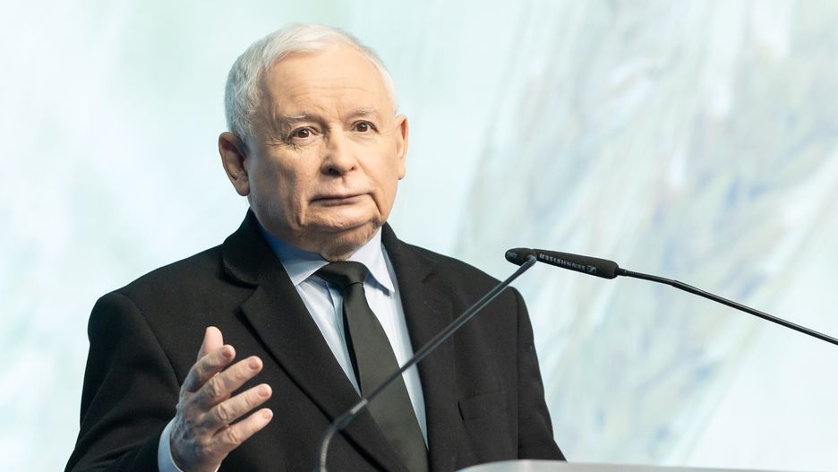 Jaroslaw Kaczynski, the leader of the Law and Justice party (PiS), is speaking during a press conference in Warsaw, Poland, on January 22, 2024. (Photo by Foto Olimpik/NurPhoto via Getty Images)