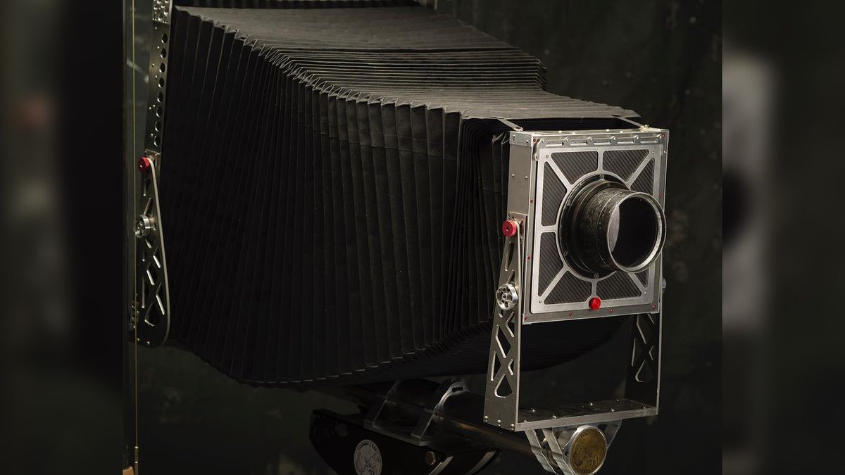 To się nazywa wielki format! Giles Clement robi ambrotypy o wielkości 50x40 cm 1