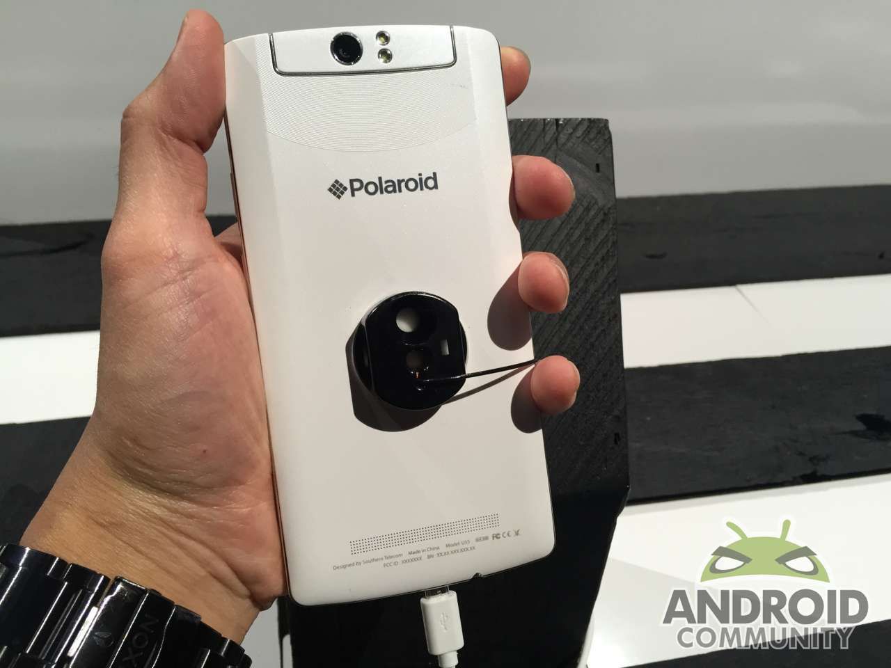 Smartfon do selfie i niedrogie tablety, czyli Polaroid na CES 2015 9