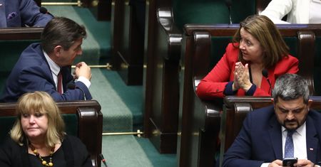 Nagranie z Wiejskiej krąży w sieci. "PiS boi się, że ktoś doniesie"