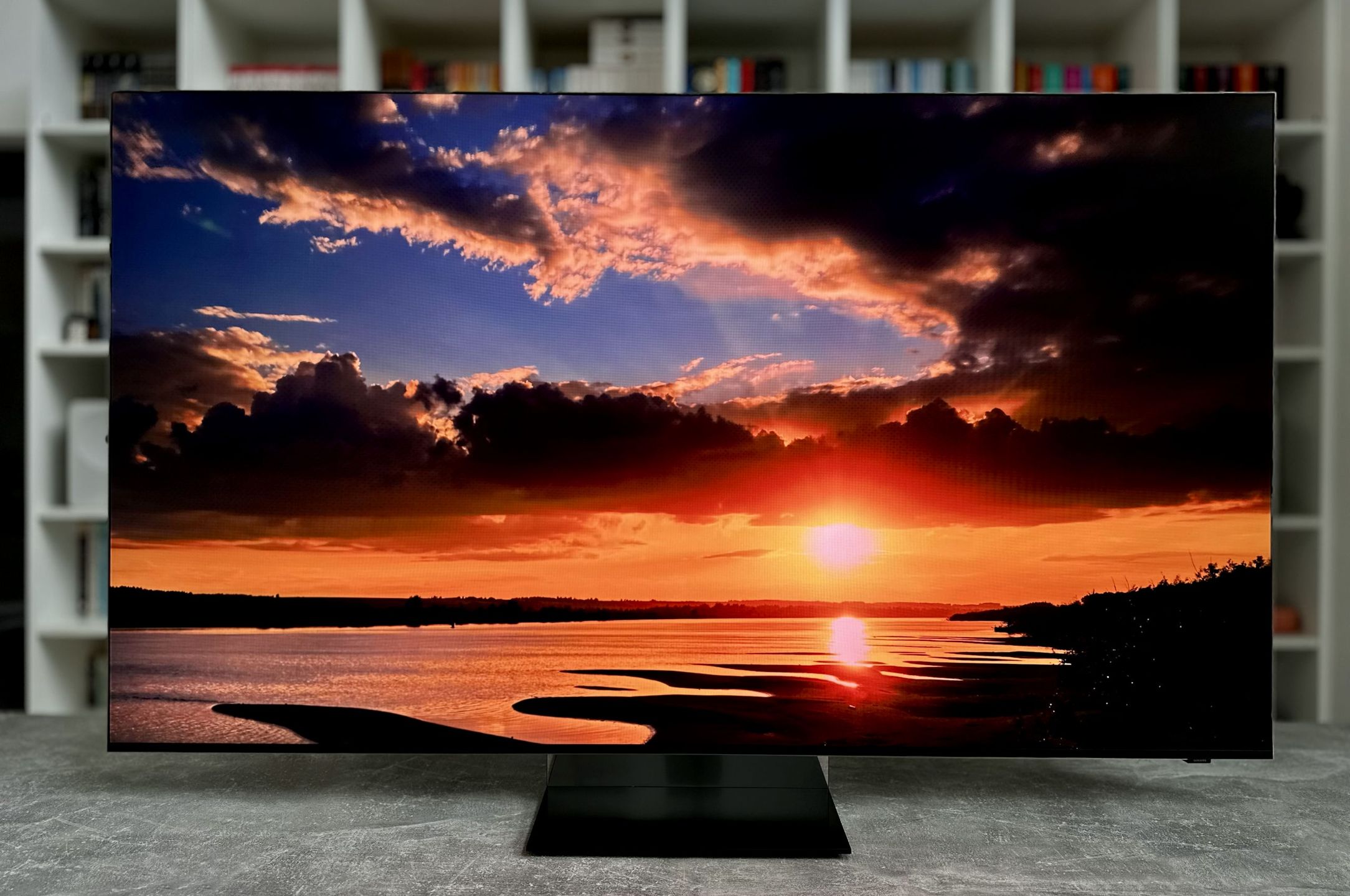 Samsung Micro RGB 65R95H - HDR