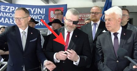 Braun w Krakowie. Tak zareagował na problemy techniczne na konferencji