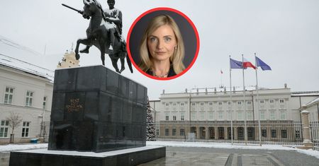 Auto ambasadora USA pod Pałacem Prezydenckim. To nie było spotkanie z Nawrockim