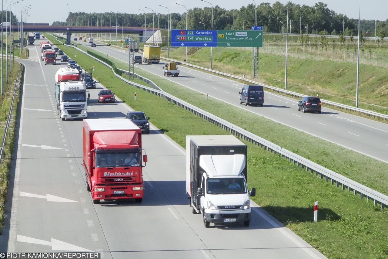 Trwająca akcja "TIR" i zapowiadane protesty kierowców ciężarówek poruszyły Polaków.