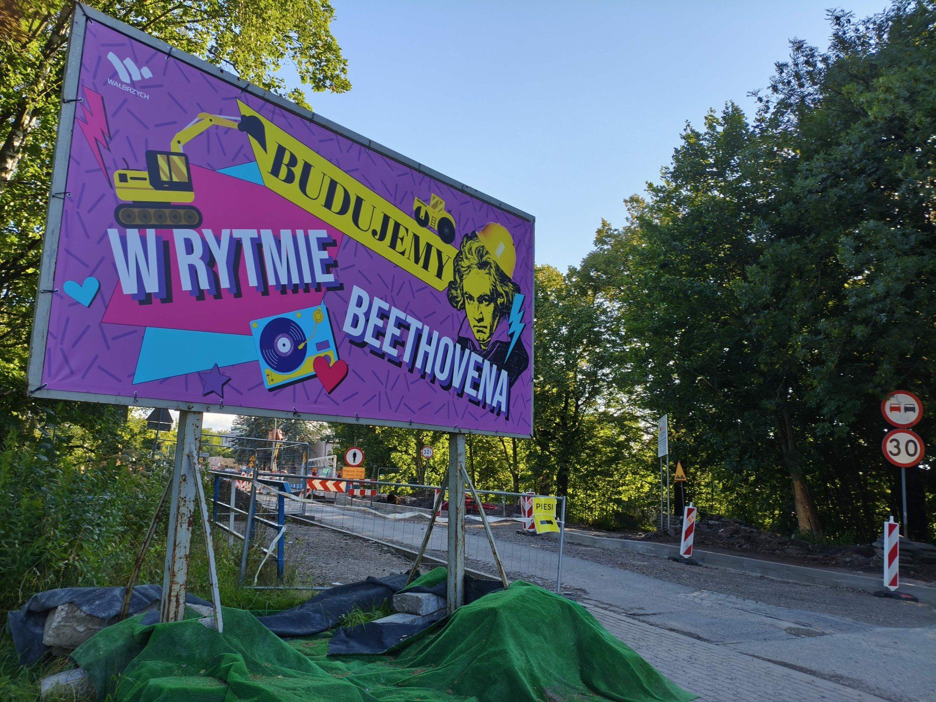 Ul. Beethovena w przebudowie i budowa zbiornika