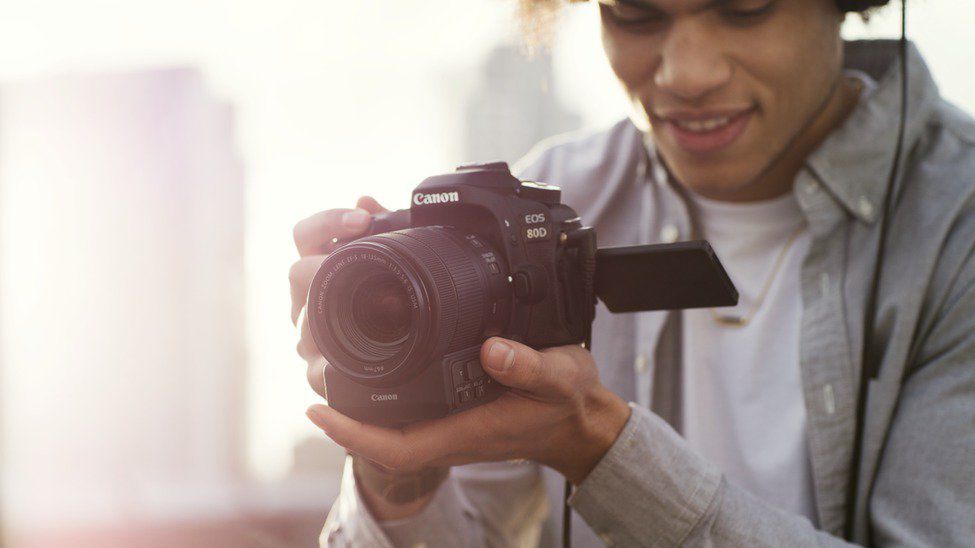 Canon EOS 80D i dodatkowe akcesoria - delikatna ewolucja 1