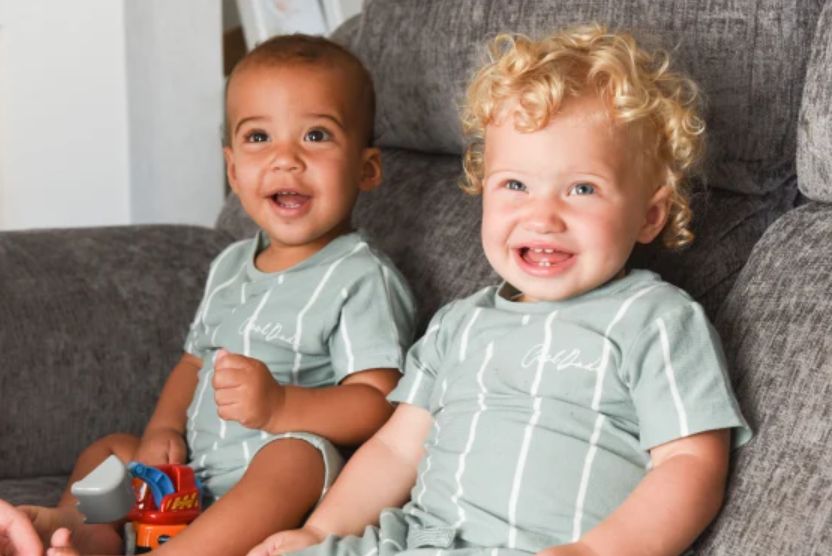 Cole i Klay to bliźnięta, które całkowicie się od siebie różnią