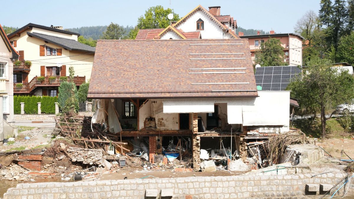 Wsparcie na remont i odbudowę domów po powodzi