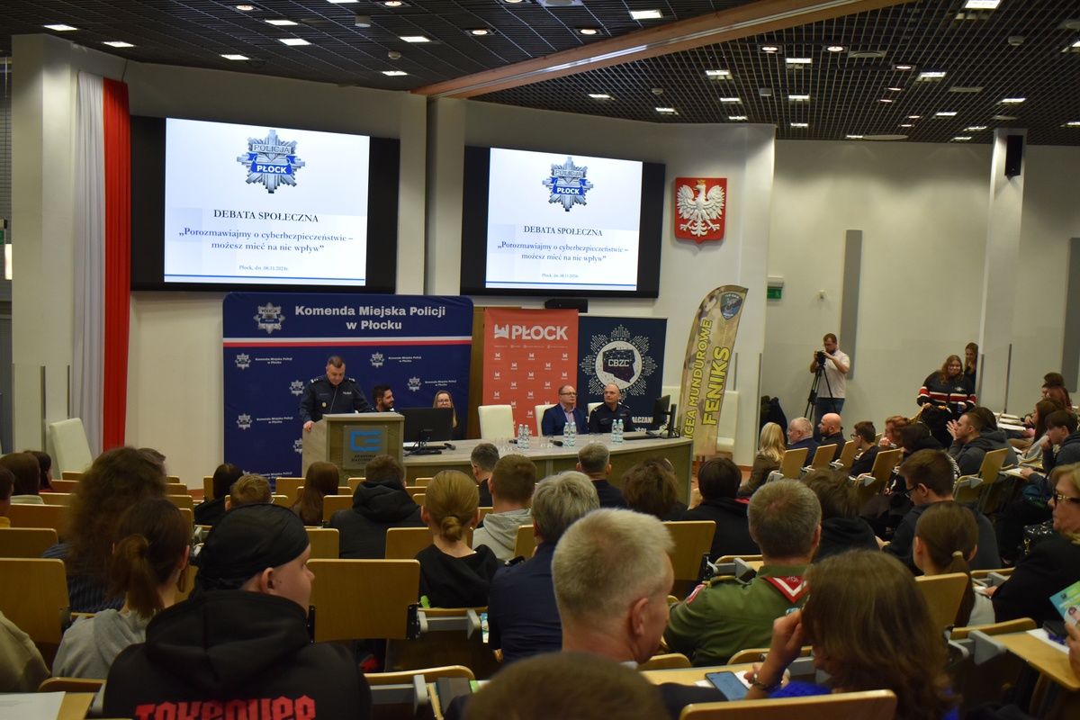 Debata w Akademii Mazowieckiej w Płocku 
