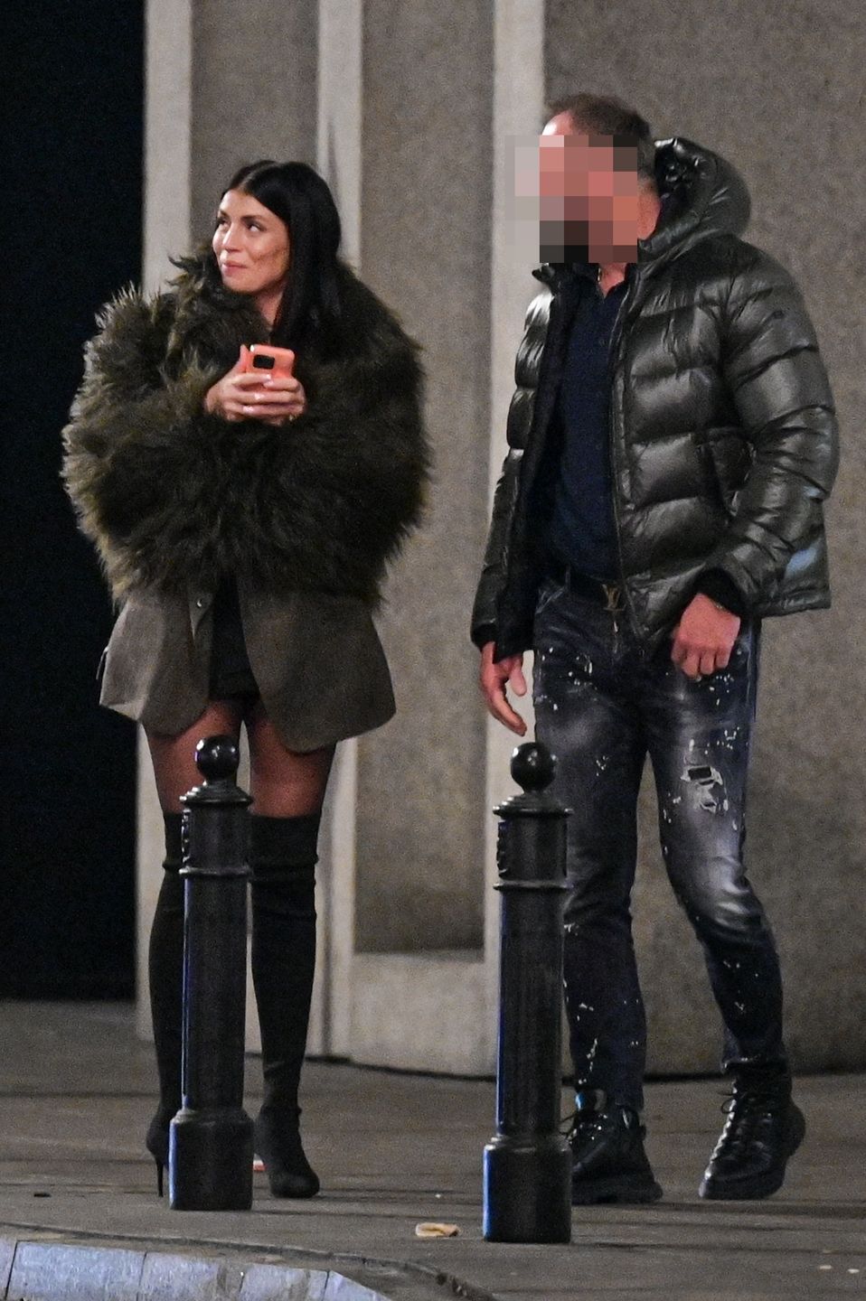 Magdalena Stępień baluje z tajemniczym nieznajomym