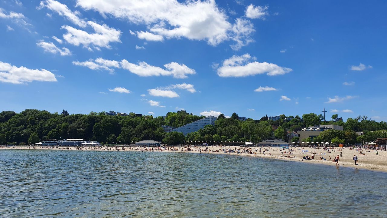 Plaża w Gdyni, zdjęcie ilustracyjne 